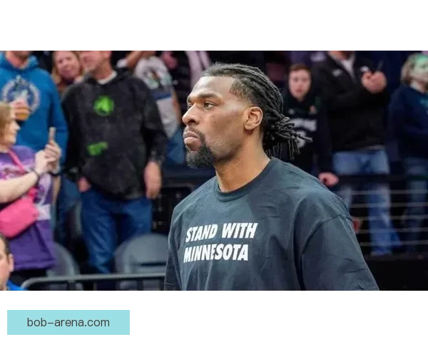 裁判回应火狼之战判罚 里德因质疑公正被驱逐 兰德尔恶犯因非必要动作判罚