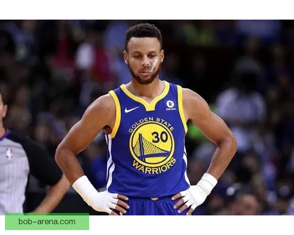 库里力争附加赛复出预计十天内回归未曾想过赛季报销